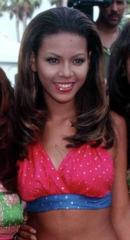 Beyonc Knowles Sept 3 1998 the day before her 17th birthday