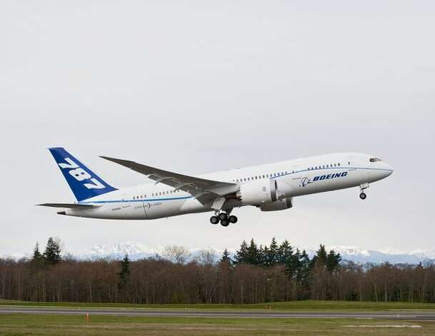 The third Boeing 787 Dreamliner to be built, ZA003, becomes the fourth to fly, taking off from Paine Field, in Everett on March 14, 2010. Photo: The Boeing Company