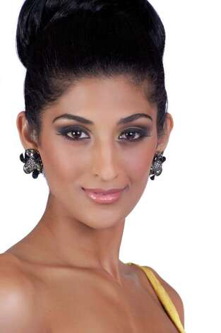 Miss India 2011 Vasuki Sunkavall Photo Patrick Prather MISS UNIVERSE 