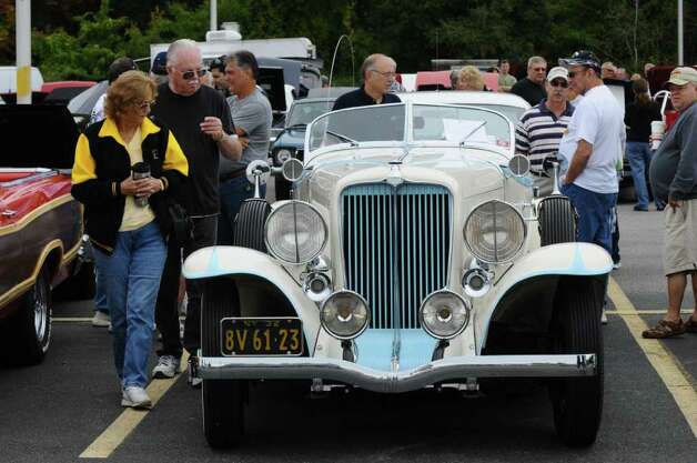 A 1932 Auburn Speedster 8100 owned by Chuck Stoodley of Schenectady on 