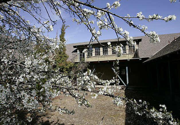 Exterior view of the Juana Briones House, Palo Alto's oldest house, in Palo Alto, Calif., Friday, March 9, 2007. The house was demolished in 2011 after preservationists and local officials lost a nine-year court battle to save the 160-year-old structure. Photo: Paul Sakuma, AP