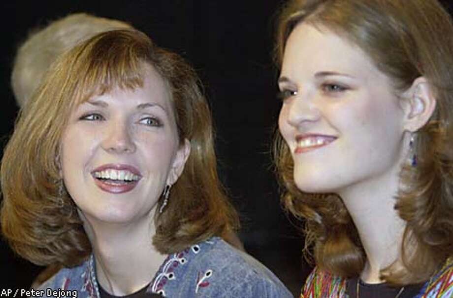 Freed U.S. aid workers Dayna Curry, left, and <b>Heather Mercer</b>, who said the - 920x920