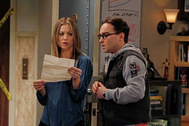 Kaley Cuoco and Johnny Galecki star on The Big Bang Theory