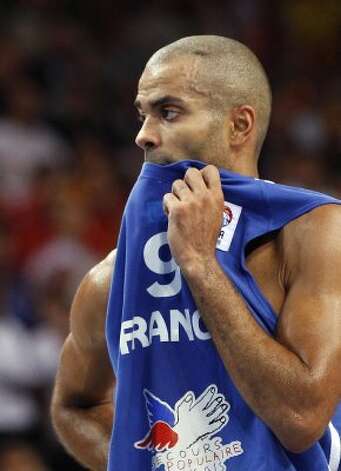 France's Tony Parker reacts during the EuroBasket 2011, European Basketball Championships gold match against Spain in Kaunas, Lithuania, Sunday, Sept. 18, 2011. (Mindaugas Kulbis / Associated Press) / SA
