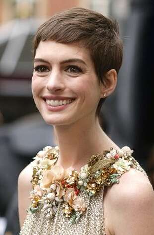 Anne Hathaway Short Hair on Going From Long To Short  And Short To Long  And Sometimes Back Again