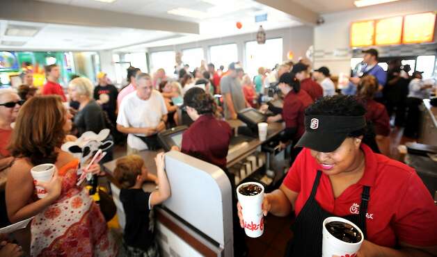 Hundreds of people turned out for the Chick-fil-A Appreciation Day at Chick-fil-A in Beaumont, Texas, Wednesday, August 1, 2012. (TAMMY MCKINLEY / The Enterprise) / SF