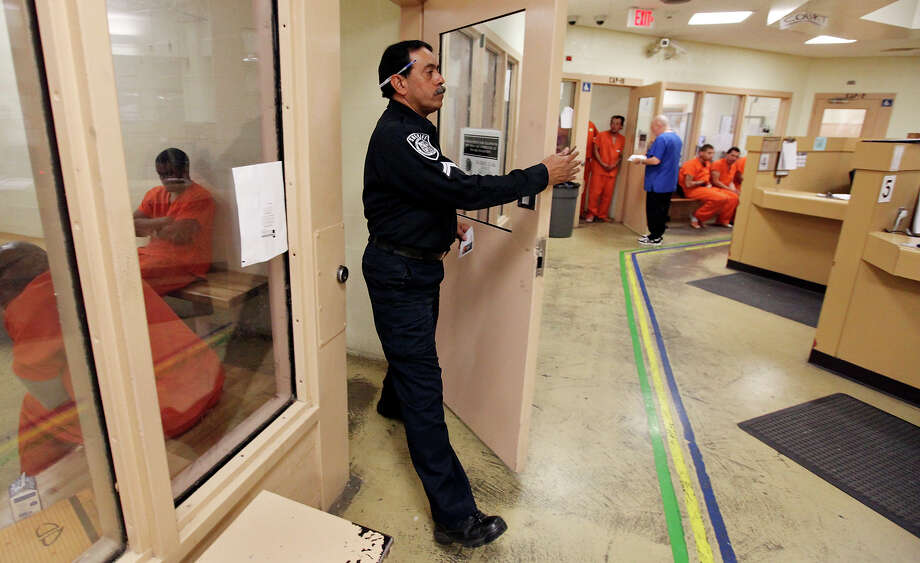 Failure to fill spots worsened jail staffing crisis San Antonio
