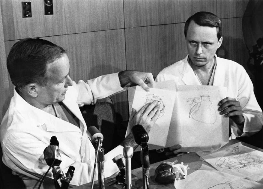 4 avril 1969 - Première implantation d'un cœur artificiel - Aujourd'hui, l'éphéméride d'Archimède