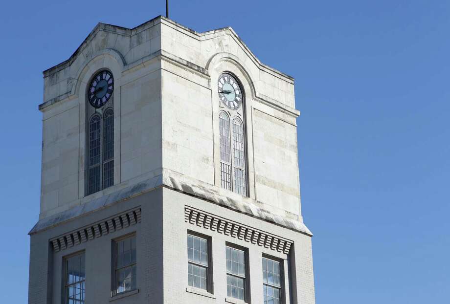 Clock Tower Will Get Up And Running Again Houston Chronicle