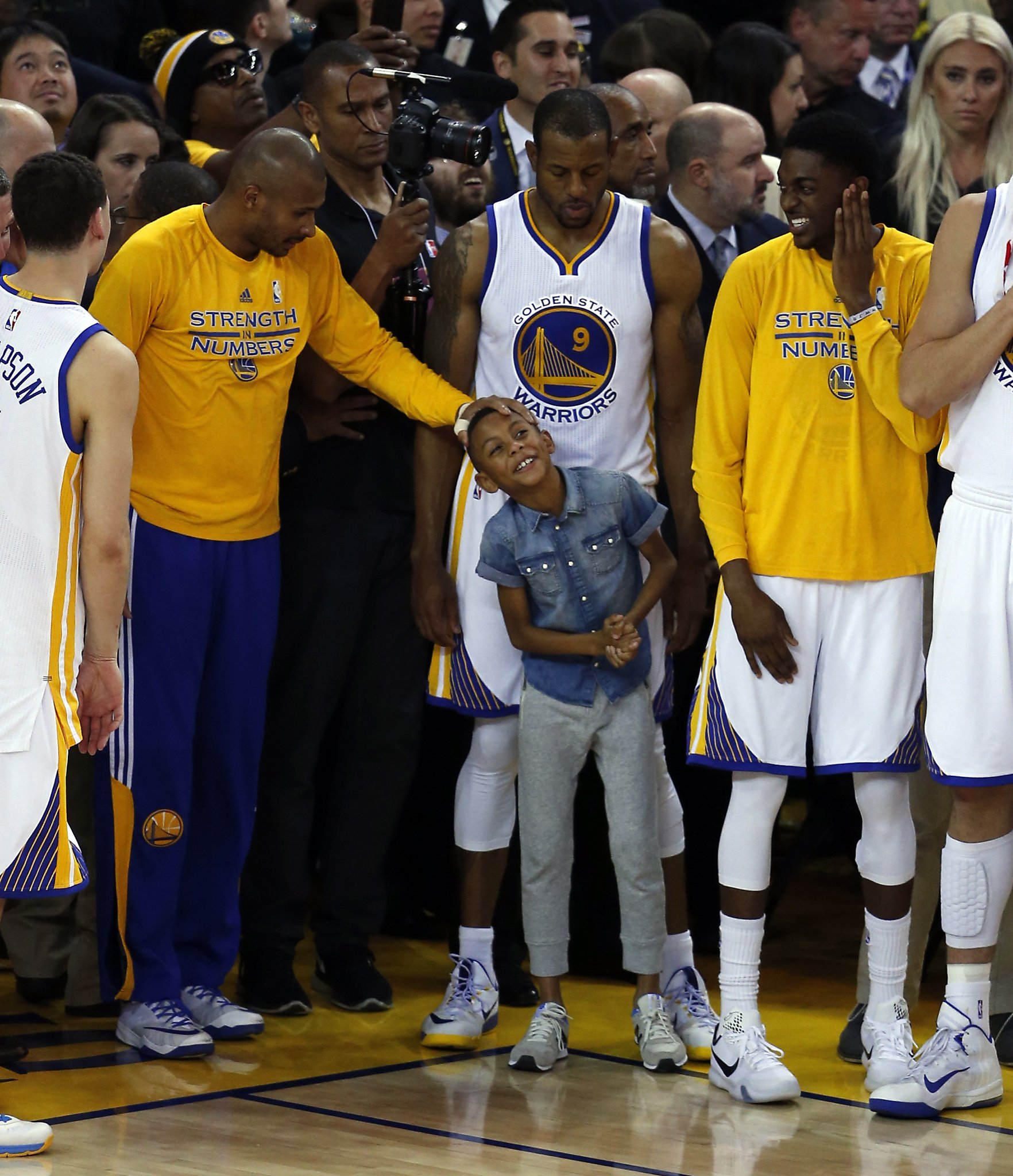The sad tears of Andre Iguodala's son convinced him to stay with the Warriors - San ...1764 x 2048