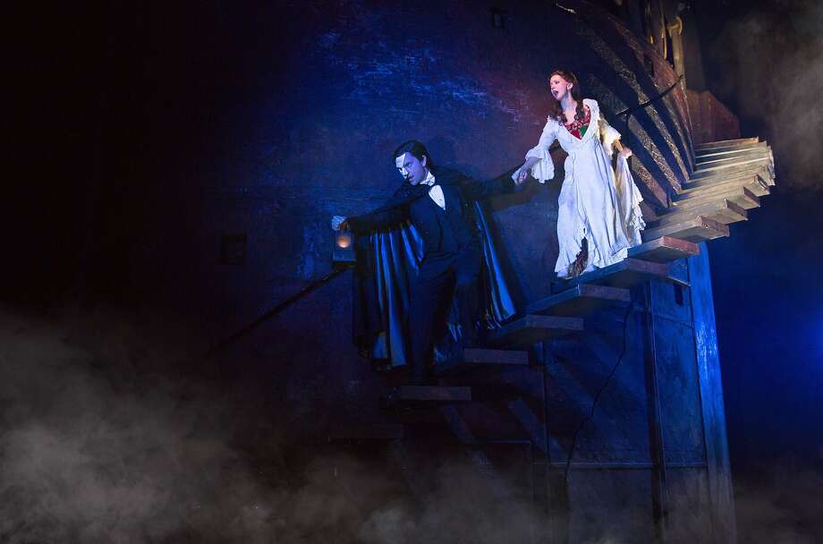Literary analysis of the phantom of the opera