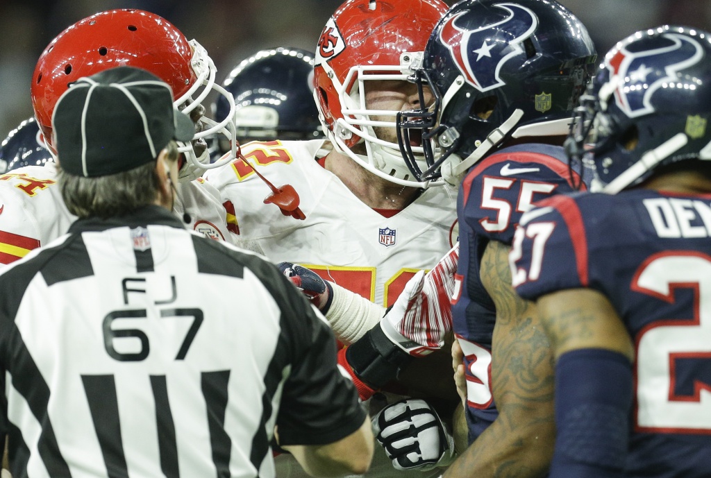 Texans facing ascending player in Chiefs tackle Eric Fisher