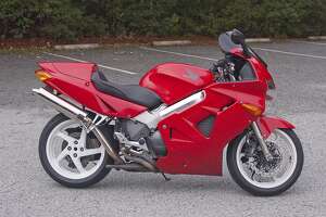 Decades of biking, VFR800 stands out - Photo