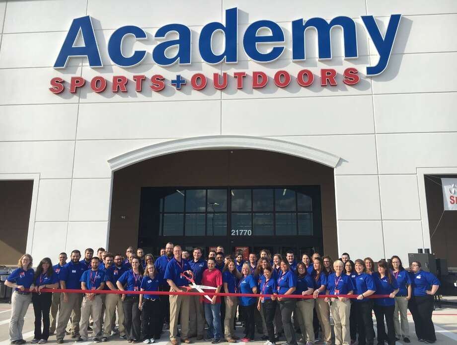 Academy Sports And Outdoors Store 100