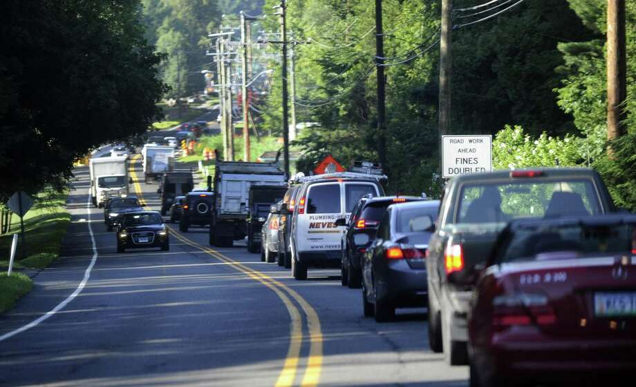 Morning trade on Route 35, nearby a intersection with Farmingville Road streamer into downtown Ridgefield is congested, Tuesday, Jul 26, 2016. Photo: Carol Kaliff / Carol Kaliff / The News-Times