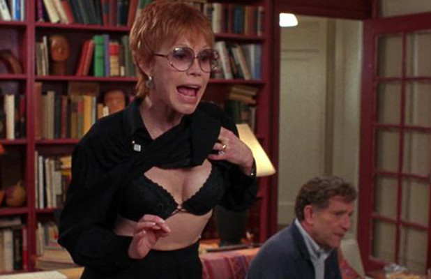 Watch Mary Tyler Moore Flash Patricia Arquette in 'Flirting With Disaster' (Video) - SFGate