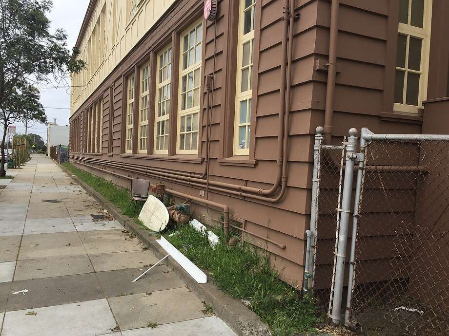 Francis Scott Key Annex on 43rd Avenue between Irving and Judah streets in San Francisco. Photo: Heather Knight, San Francisco Chronicle