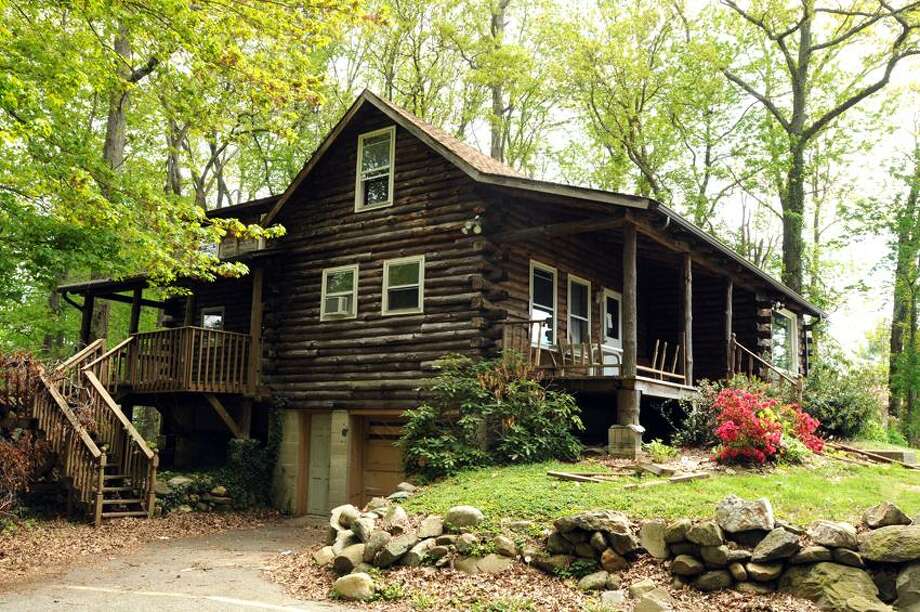 Rustic cabin given away on Craigslist by Milford church ...