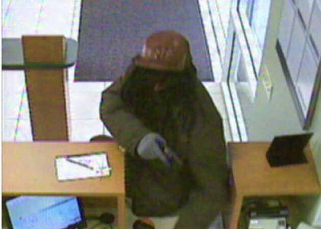 'Dreaded bandit' wanted in series of Bay Area bank robberies