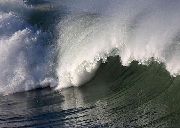 Waves up to 20 feet expected to slam Bay Area beaches