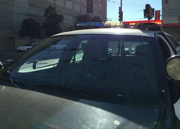 Police: 2 SF weekend shootings less than 2 miles apart injure 3