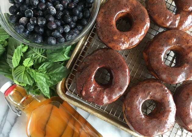 Blueberry season sparks quest to re-create a favorite doughnut
