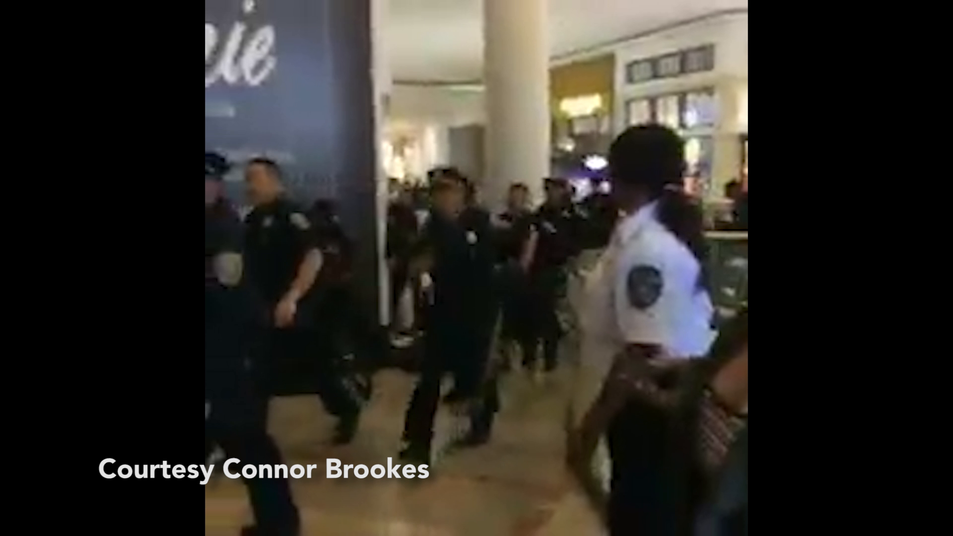 Officer injured in skirmish at SF's downtown Westfield mall