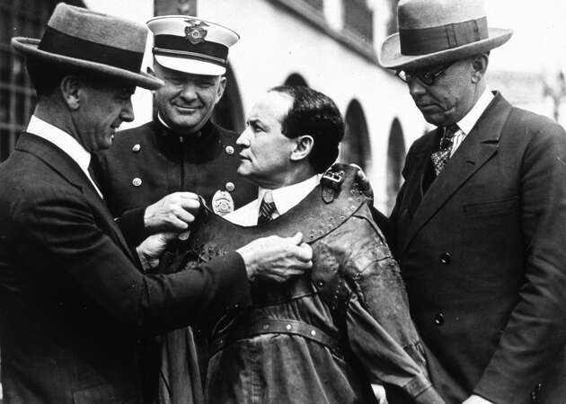 Harry Houdini was ready to hang up his handcuffs. Then, San Francisco helped save his career.