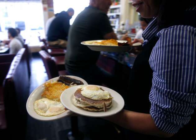 Eddie's Cafe and a bowl of grits: Comfort in a changing city