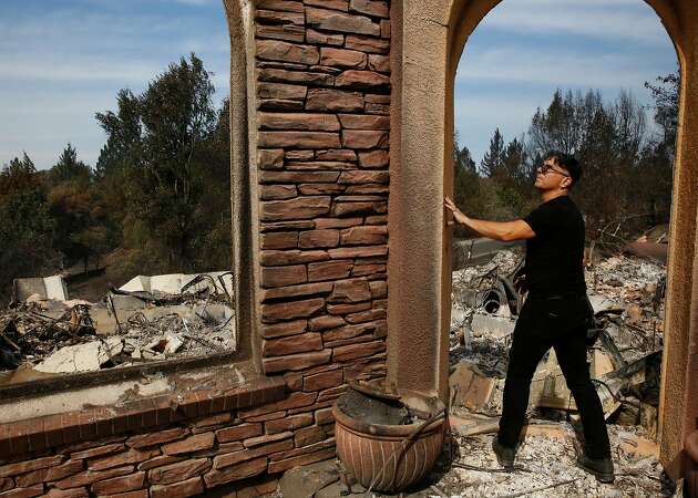 Full containment on N. Calif. wildfires delayed, but hopes rise with rainy forecast
