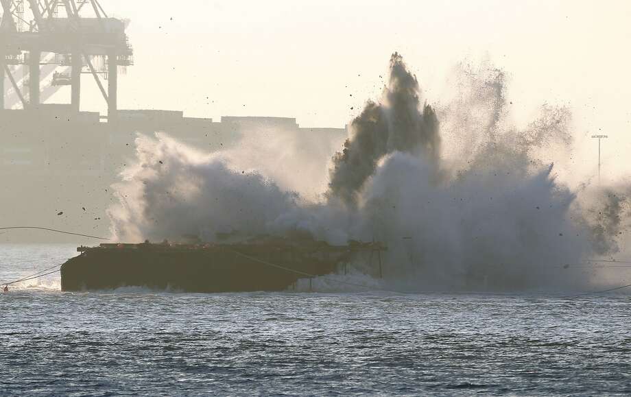 FILE PHOTO: Pier E3 of the old Bay Bridge is imploded below the surface of the bay in San Francisco, Calif. on Saturday, Nov. 14, 2015. Photo: Paul Chinn, The Chronicle
