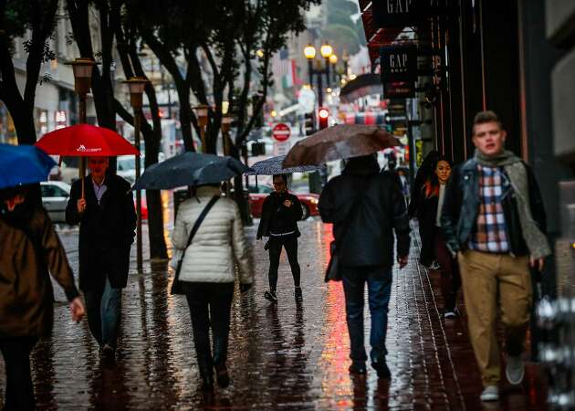 Rains back off in Bay Area, mudslides continue down south